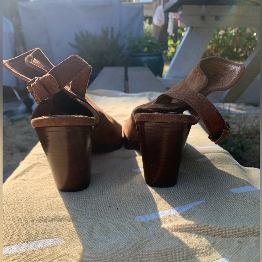Frye Dani Shield Sling Peep Toe - 9.5 - Picture 5 of 8